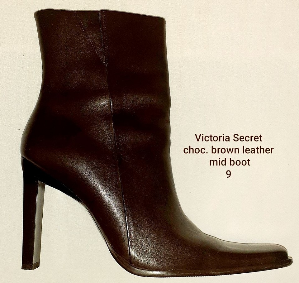 SOLD (buyer New York) Victoria Secret Brown Leather Stiletto Boots 9