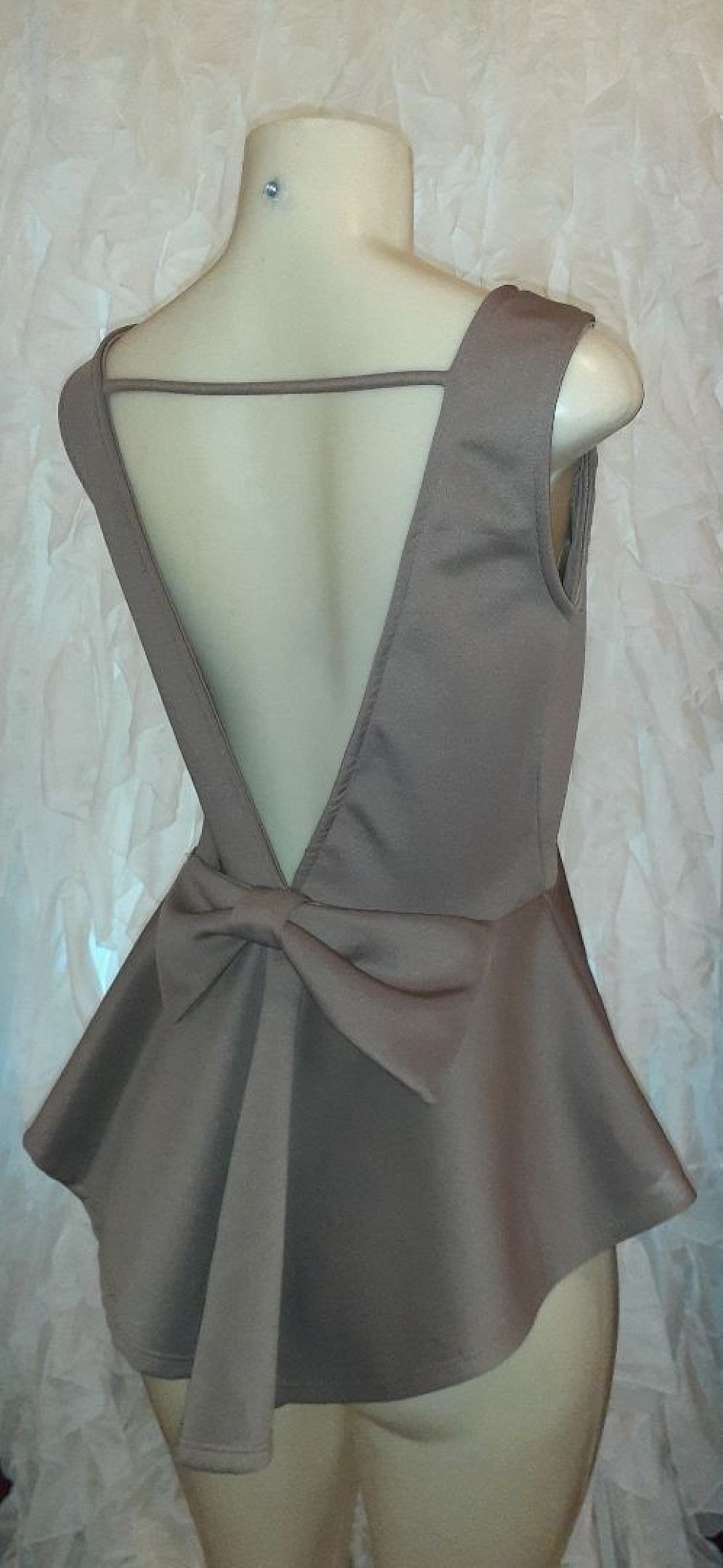 SuperB Sleeveless Top with large bow S